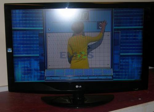 LG 42LG3000 - 42" LCD TV 